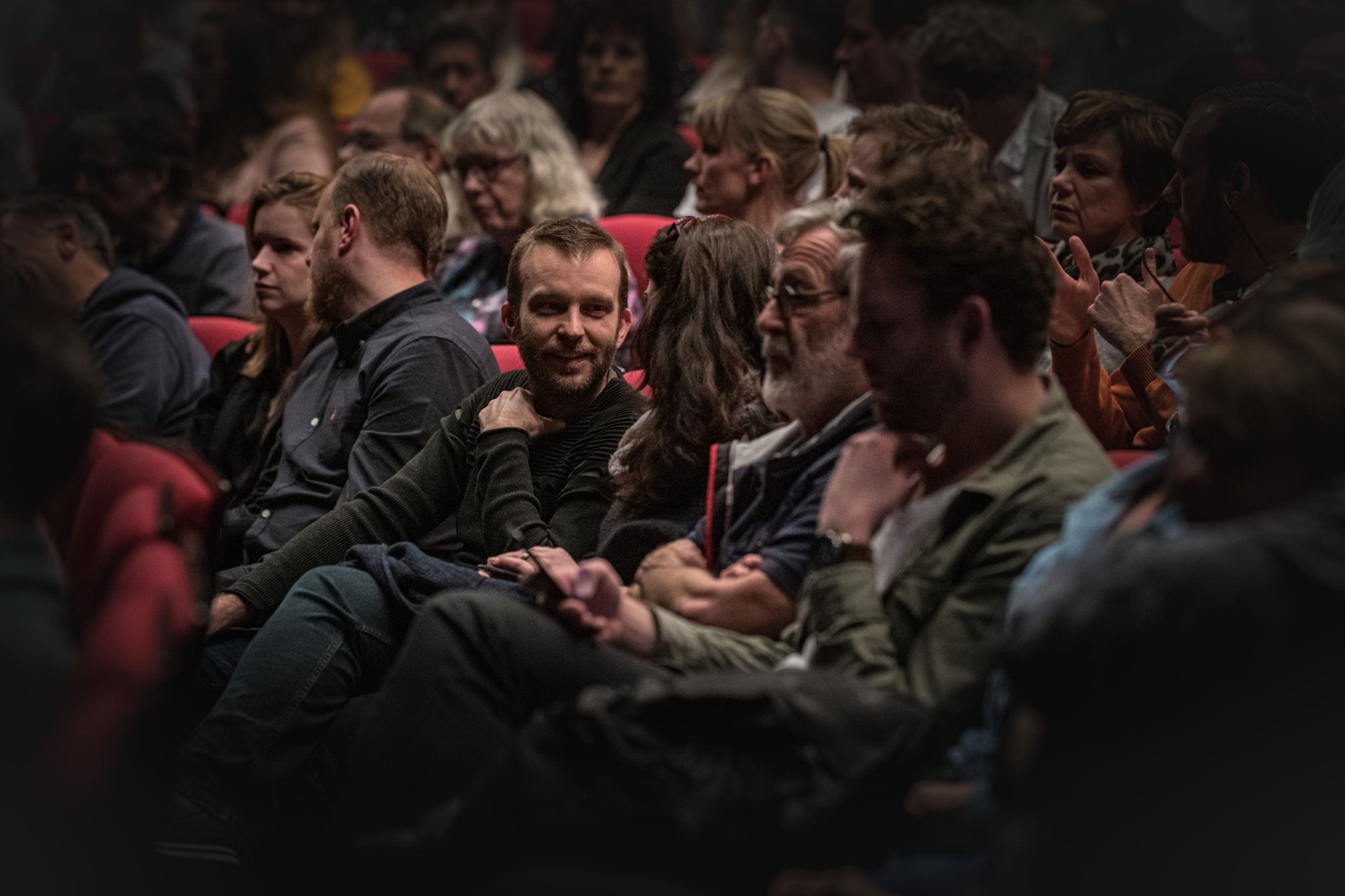 Theaterbezoekers Grote Zaal Stadstheater